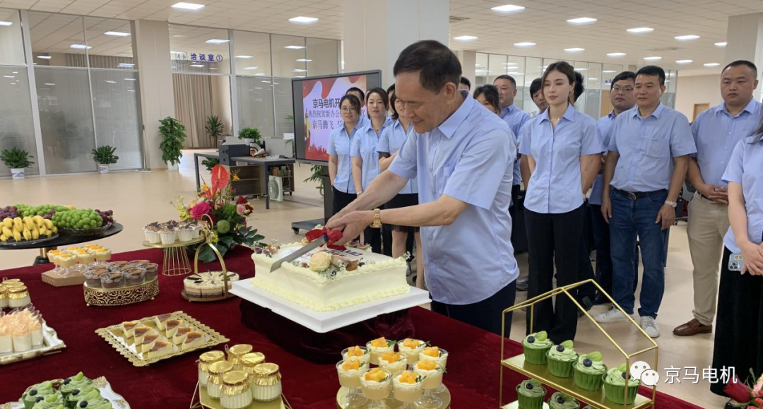 1691626319361520.png 640 (1).png